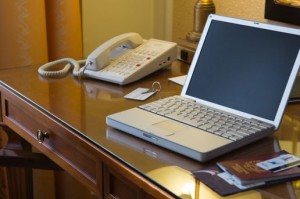 Metà degli hotel in Italia non ha Internet in camera